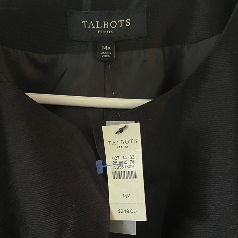 Talbots Elegant Black Blazer and Skirt Ensemble - Picture 3 of 9